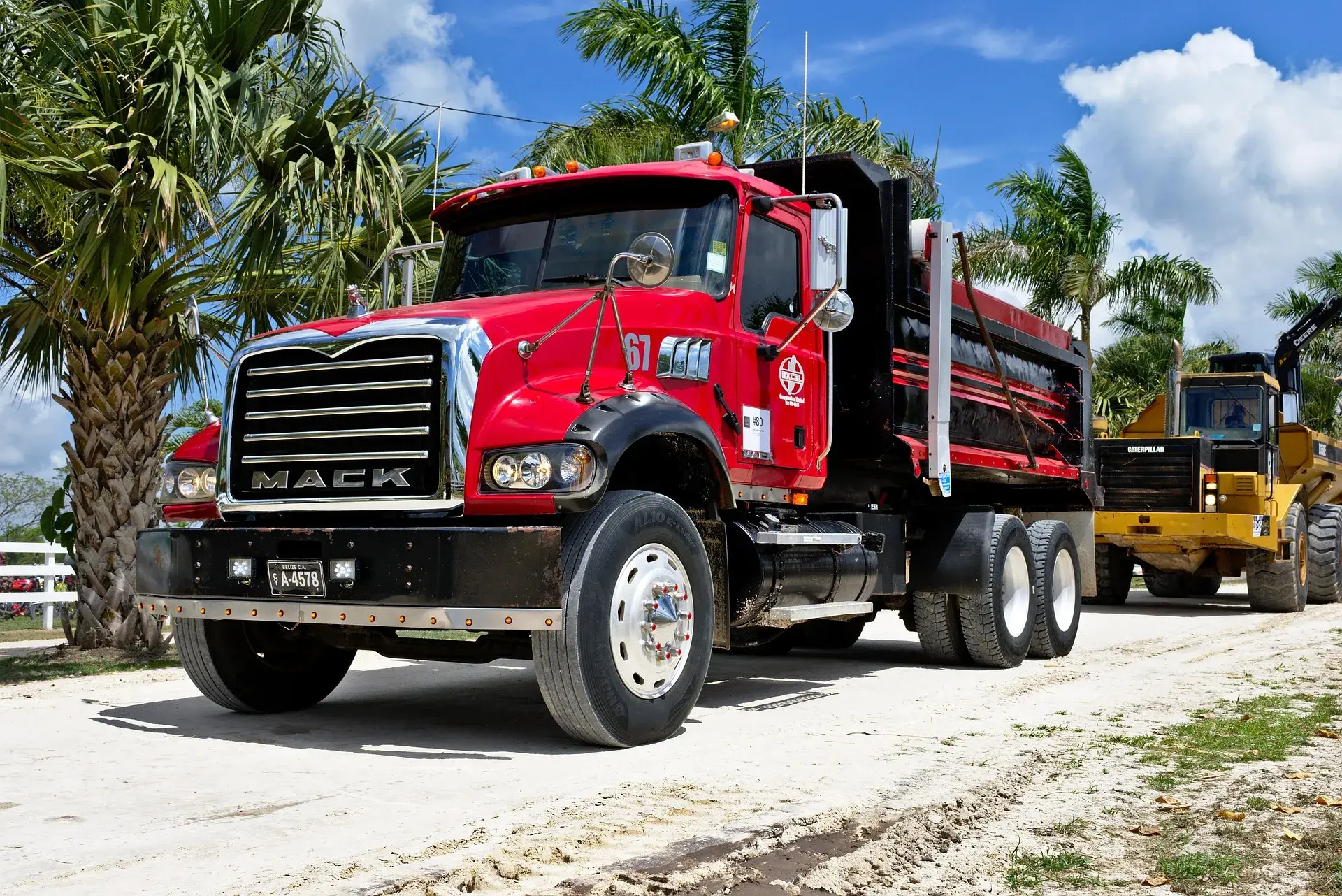 Heavy Truck & Commercial Vehicles — Transportation & Mobility